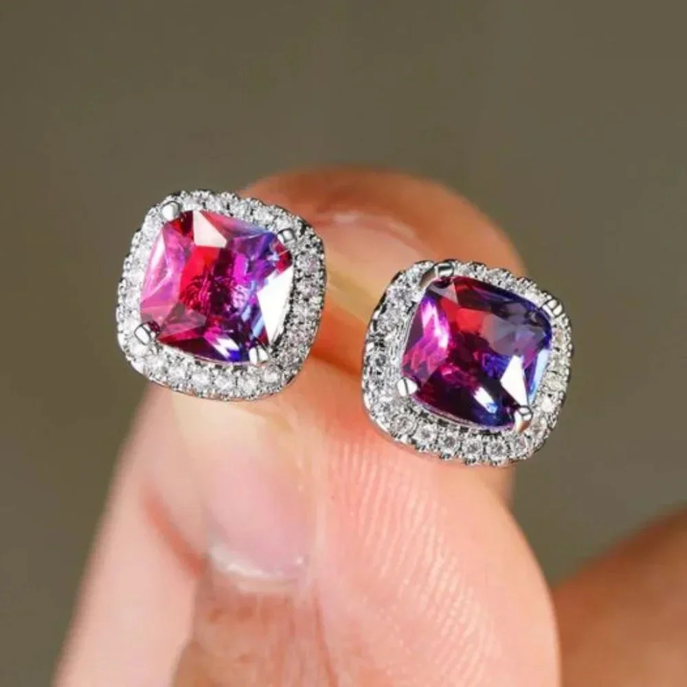 18k White Gold Rainbow Diamond Halo Stud Earrings